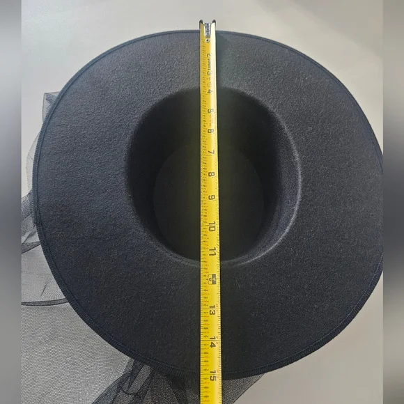 Black Rose Hat - Picture 8 of 10